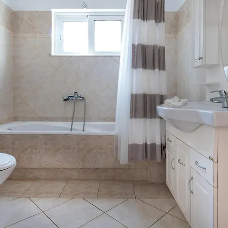 Βίλα Iconic With Private Pool And Sea View Πρόβαρμα